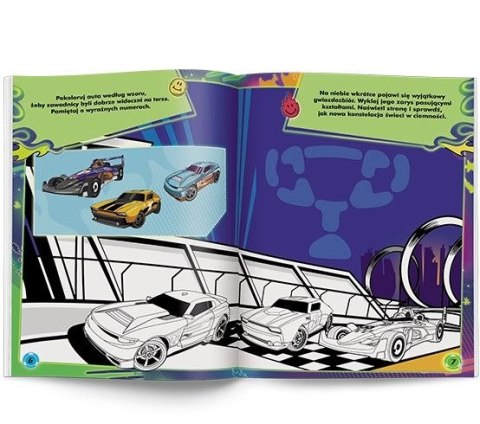 Książka dla dzieci Hot Wheels™. Pstryk! Co widać nocą?? Ameet (GLO 1601)