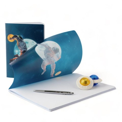 Zeszyt cosmo PP A4 32k. 80g krata Narcissus