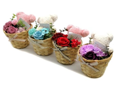 Dekoracja miś z kwiatkami w koszyku One Dollar (312654)