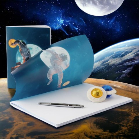 Zeszyt cosmo PP A4 32k. 80g linia kolor Narcissus