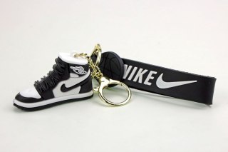 Brelok but sportowy pakowany po 5 szt.